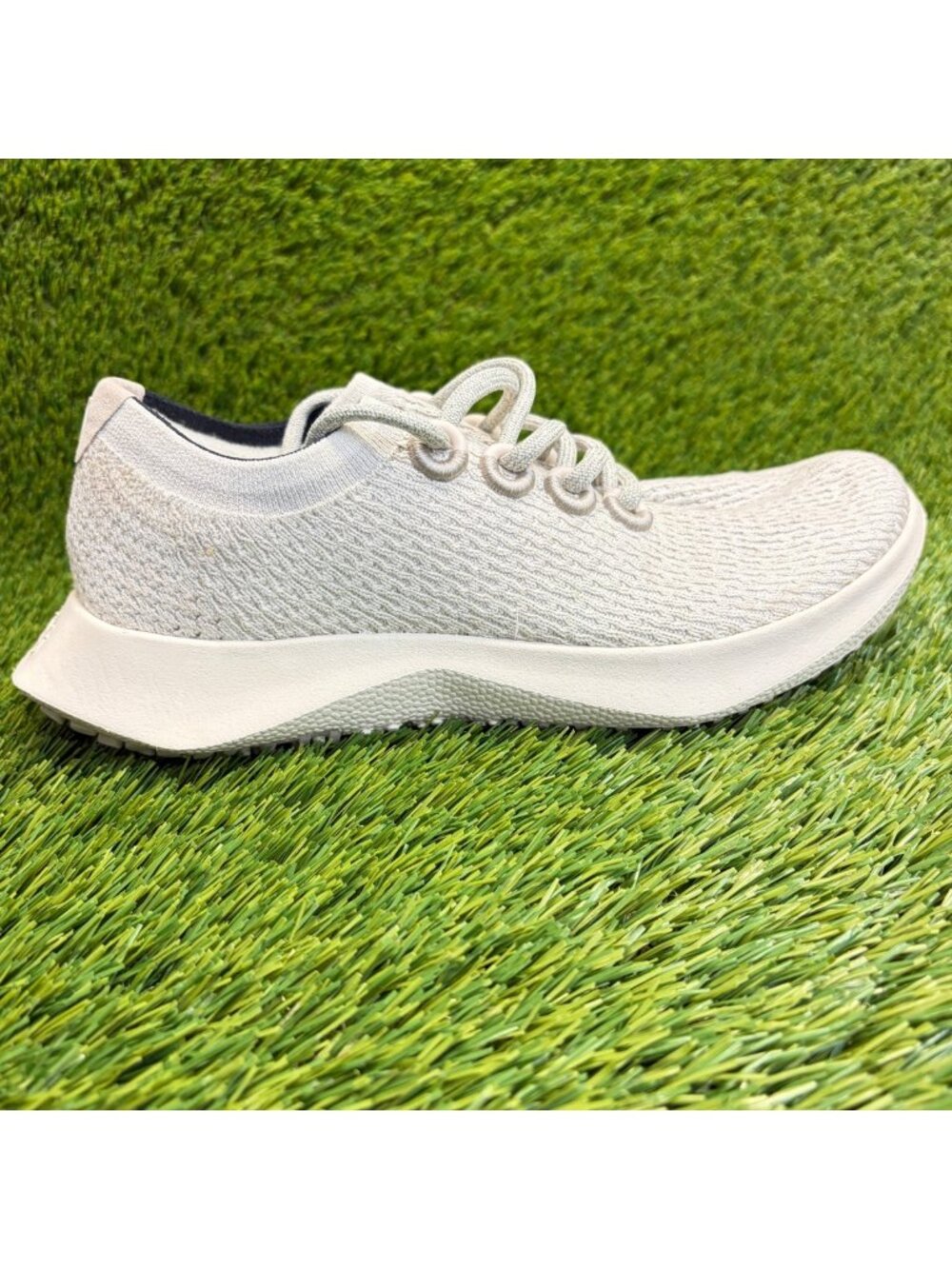 Allbirds Tree Dasher 2 Womens Size 9 Gray Beige Athletic Running Shoes Sneakers